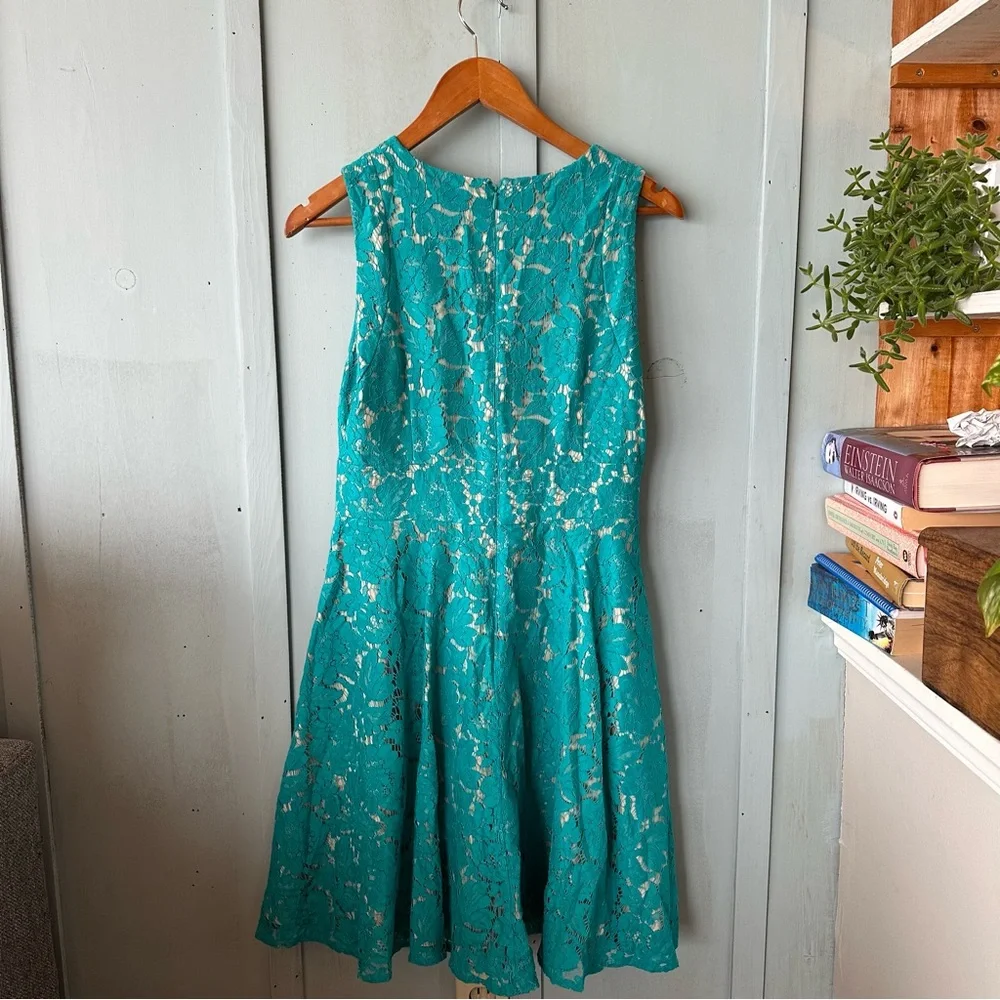 NWT Eliza J Missy Teal Turquoise Lace Flare Midi Dress Size 8 - Picture 6 of 6